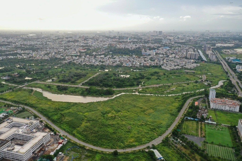 Đầu cơ địa ốc chuyển sang "săn" giá trị thực