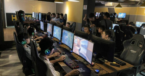Chính thức: Quán Internet mở cửa sau 22h bị phạt đến 15 triệu đồng