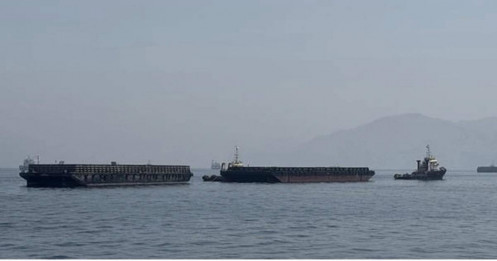 Nhiều tàu quay đầu ngay trước eo biển Hormuz, chuyện gì đang xảy ra?