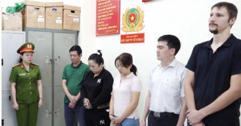 Chuyên gia tài chính bị cáo buộc điều hành ATM Online cho vay lãi suất 13.500%