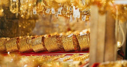 Người giữ vàng đang tính toán điều gì?