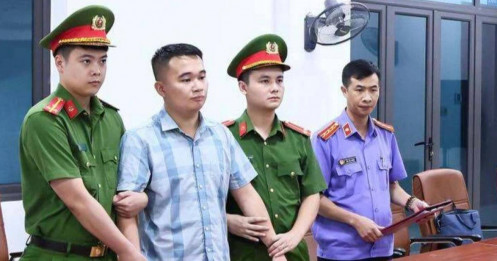 Điểm 10 Toán bất thường: Giữ khẩn cấp một giáo viên