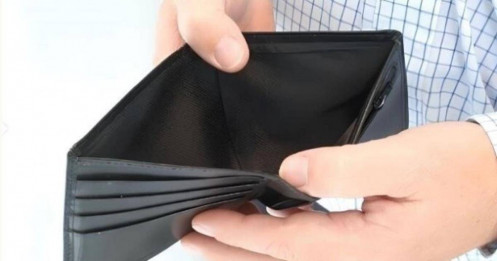 4 bẫy tiêu dùng khiến người nghèo càng nghèo hơn