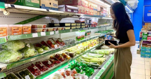 Lạm phát có "ăn mòn" lương?