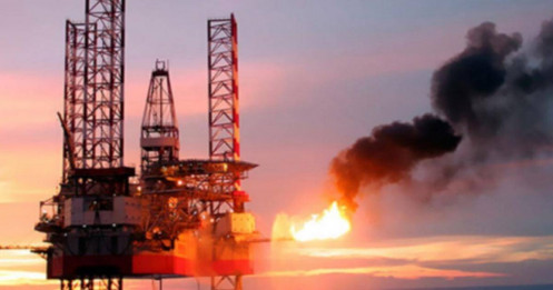 UAE bơm dầu kỷ lục, Saudi cắt giá sâu nhất 20 năm: nội chiến thị phần trong OPEC+
