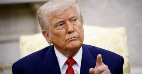 Trump cắt quan hệ làm ăn với Tây Ban Nha?