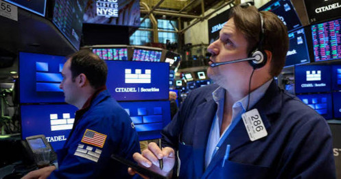 Dow Jones mất hơn 570 điểm vì căng thẳng Mỹ - Iran đẩy giá dầu tăng vọt