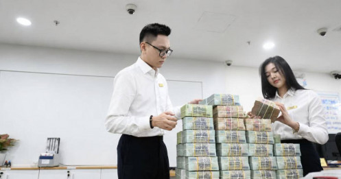 Vì sao lãi suất tiền gửi lại "nóng" trở lại?
