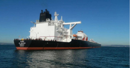 Iran bị tố tập kích tên lửa nhằm vào siêu tàu dầu ở Hormuz
