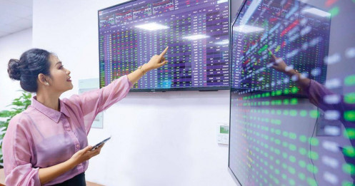 40% top IPO khu vực gọi tên Việt Nam