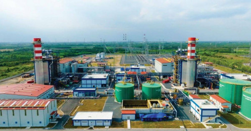 POW có thêm "của để dành"