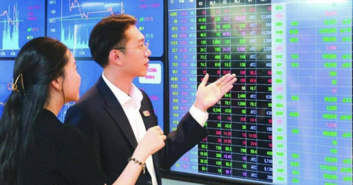 Cổ phiếu bank "đổi sân" đón sóng mới