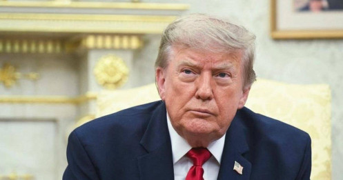 Chiến sự Iran "kéo tụt" tín nhiệm Trump?