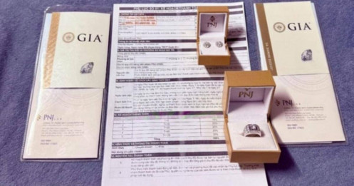 PNJ nói sẵn sàng thu mua vàng, nhưng không phải ai cũng bán được