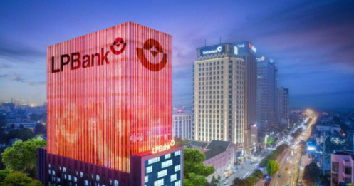 Cổ phiếu LPB vẫn bay cao