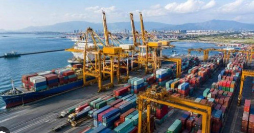 Mỹ tăng thêm 12,5% thuế với nhiều hàng Việt, dệt may và thủy sản được cho là chịu áp lực lớn