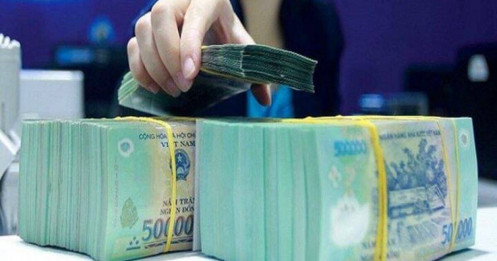 Các kênh đầu tư kém hấp dẫn, dân lại "đổ tiền" vào ngân hàng
