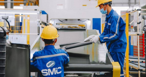SMC đảo chiều ngoạn mục