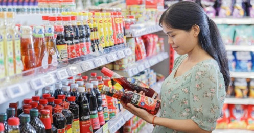 Tổng mức bán lẻ hàng hóa và doanh thu dịch vụ tiêu dùng bảy tháng năm 2026 đạt hơn 4.55 triệu tỷ đồng