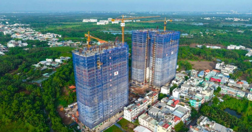Địa ốc kiếm lời ngoài bán nhà
