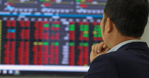 2.200 tỷ đồng tiền ngoại trở lại thị trường