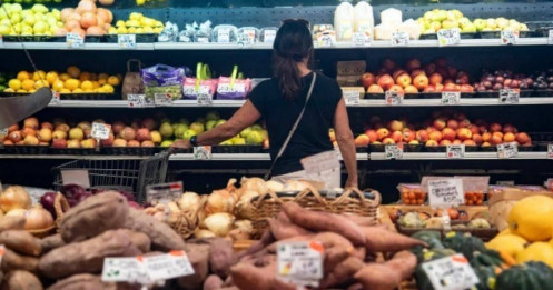 CPI Mỹ tăng chậm lại trong tháng 7, Fed có lý do để hoãn tăng lãi suất