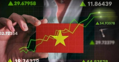 Lực bán gia tăng diện rộng, VN-Index trả lại toàn bộ điểm tăng khi áp sát cản 1.800