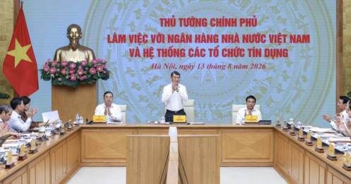 Thủ tướng yêu cầu ngân hàng kiểm soát chặt 3 rủi ro, tín dụng sẽ được “rót” vào đâu?