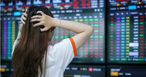 Gần 1,4 tỷ cổ phiếu rời sàn tháng 8