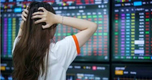 Chứng khoán "lùi bước" trước mốc 1.800?