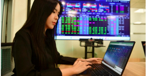 VinaCapital: Cổ phiếu vẫn hấp dẫn dù lãi suất lên 9%