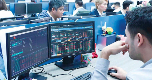 ETF sắp tái cơ cấu, cổ phiếu nào hút tiền?