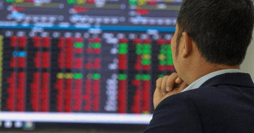 VN-Index chờ cú hích lãi suất