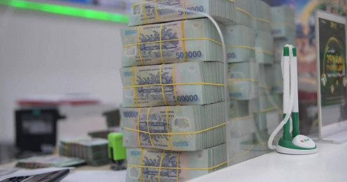 Thu phí trở thành “mỏ vàng” mới của ngân hàng?