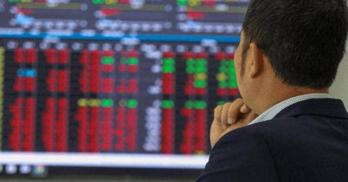 Nâng hạng, chứng khoán hưởng lợi kép