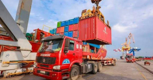 Tổng kiểm soát, xử lý xe kinh doanh vận tải trên toàn quốc