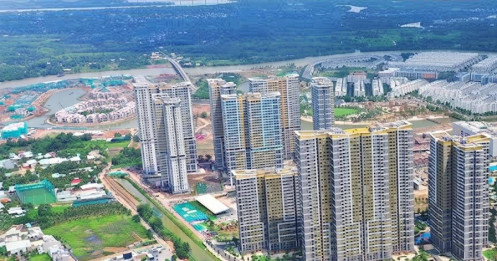 Lãi lớn bất động sản chỉ là hiệu ứng bàn giao?