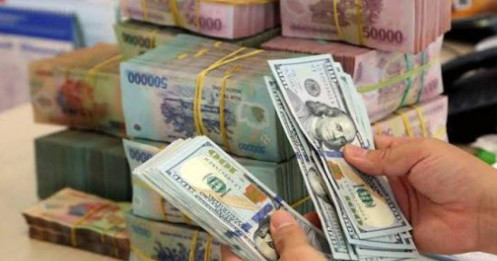 Tỷ giá trung tâm giảm còn 25.610 đồng, đồng USD có dấu hiệu “hạ nhiệt”