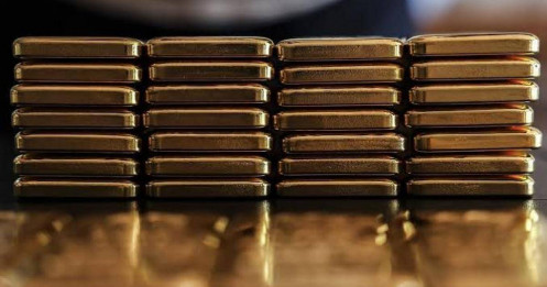 Vàng tăng 15%, áp lực chốt lời cận kề