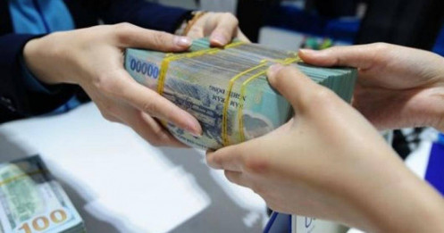 Vì sao NIM ngân hàng chưa giảm mạnh?