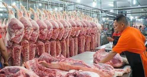 Thịt heo nhập khẩu rẻ hơn nhiều nội địa