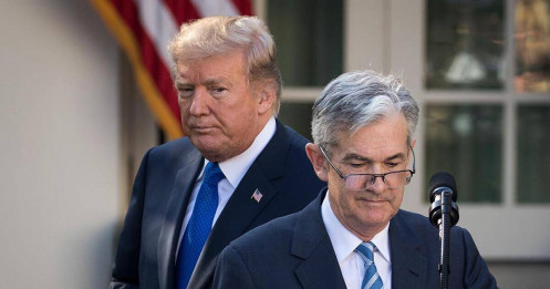 Chính quyền Trump tăng sức ép yêu cầu Fed giữ nguyên lãi suất