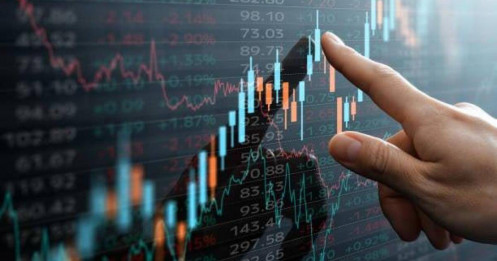 Fed sắp thử lửa chứng khoán Việt?