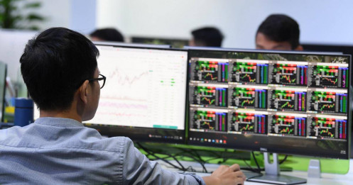 PVT, NLG, ACB: Xung lực tăng trưởng?