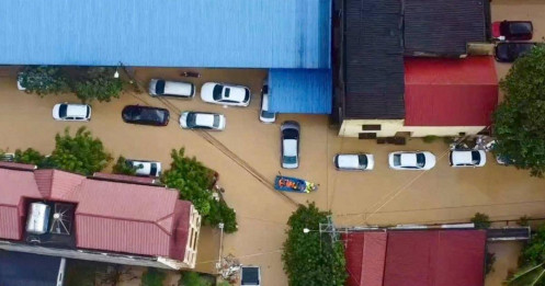Sắp đấu giá lô 7 ô tô từng ngập nước qua nóc ở Thái Nguyên, giá từ 2,02 tỷ đồng