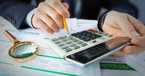 Khoảng vênh lợi nhuận "lộ diện" sau soát xét
