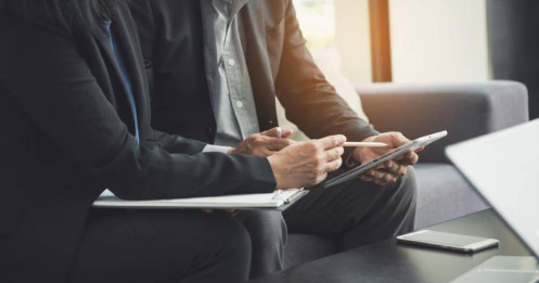 Đồng USD “hộ giá” Vn-Index bất chấp bóng ma lạm phát?