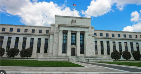 UBS bất ngờ đổi dự báo: Fed có thể tăng lãi suất 2 lần trong năm 2026