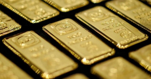 Vàng thế giới giảm hơn 1% khi kỳ vọng Fed nâng lãi suất gia tăng
