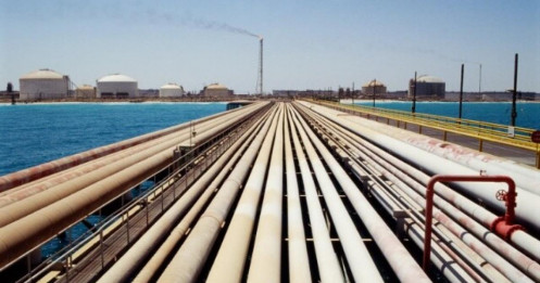Ả-rập Saudi tạm đóng đường ống dẫn dầu East-West
